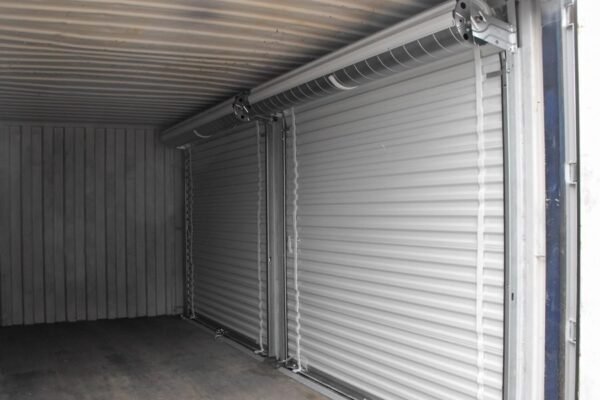 20ft-container-rollup-doors-interior.jpg 20Ft Container With Roll Up Doors