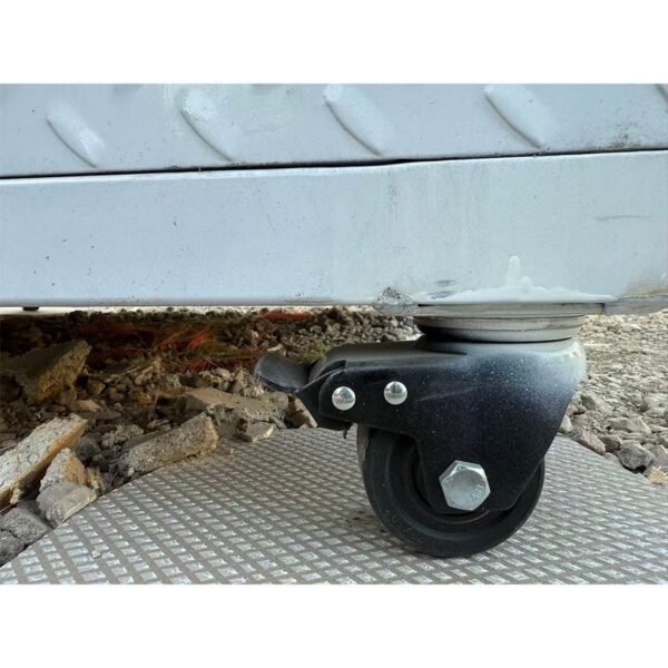 7_af69bafb-198c-44db-8e09-e2586c05d27f_900x.jpg Diamond Plated Mobile Guard Shack With AC - 5×5 ft Booth