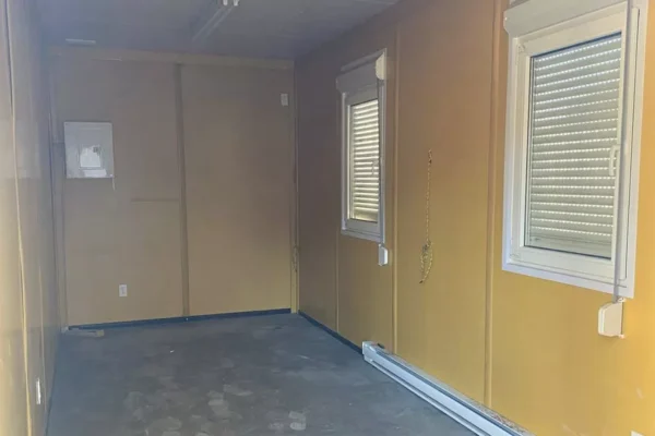 Mobile-office-clearance-4.jpg.webp 20Ft Shipping Container Mobile Office
